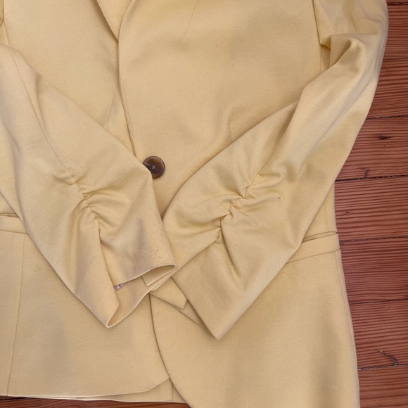 The Limited blazer in yellow - Picture 5 of 6